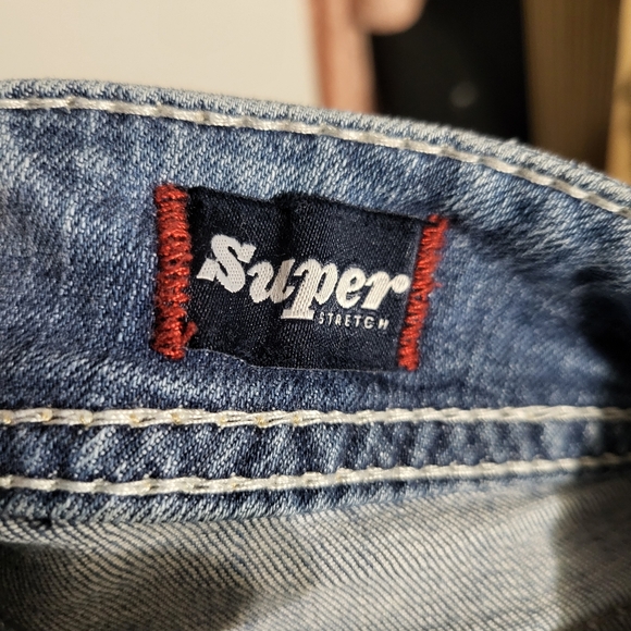 WOMANS SILVER SUKI EMBROIDERED STRAIGHT LEG JEANS SIZE 27 - Picture 3 of 14